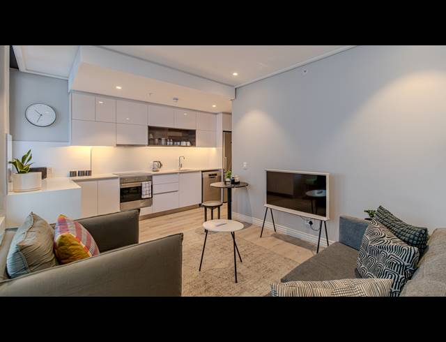 1 BEDROOM APARTMENT FOR SALE IN CAPE TOWN CITY CENTRE
